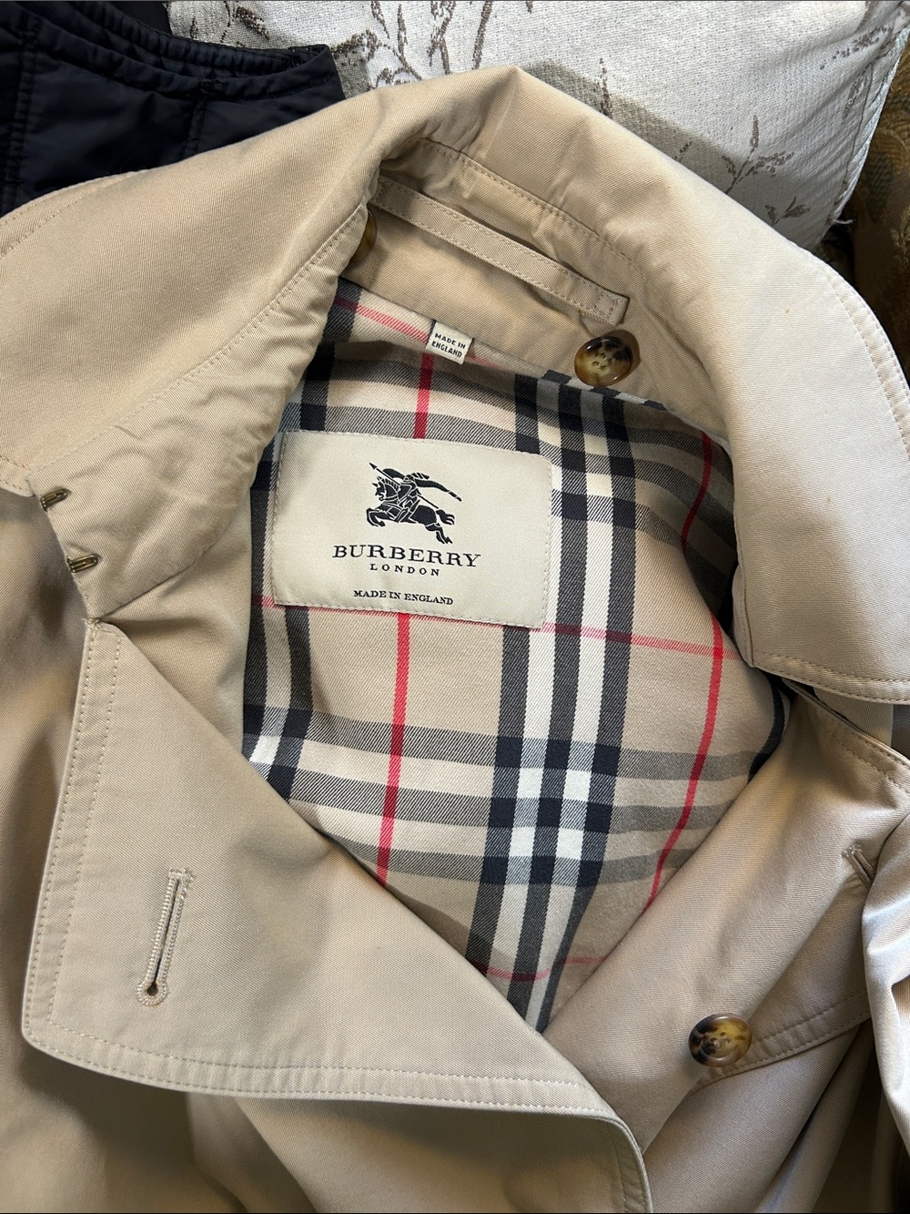Burberry Beige Trench Coat with Classic Check Lining